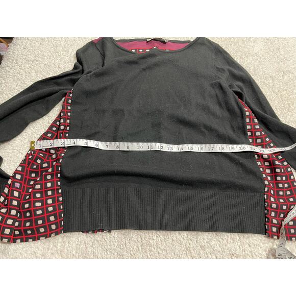 Loft Women's Size Medium Boat Neck Back Printed Geo Pleated Sweatshirt Black Red - Picture 4 of 7